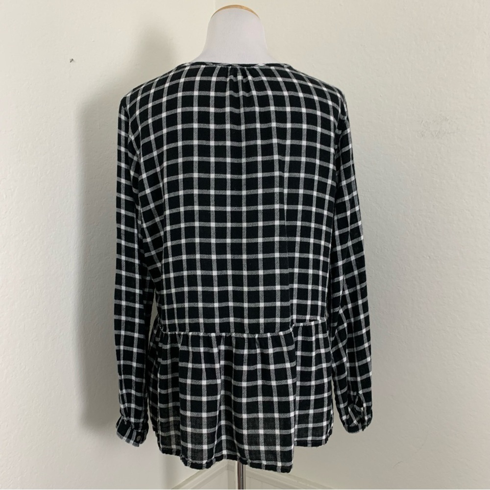Rails Plaid Ruffle Hem Button Front Top Black & White Women’s Large Long Sleeve - Picture 11 of 17